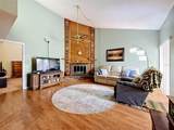 2115 Kings Crossing - Photo 5