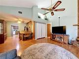 2115 Kings Crossing - Photo 9