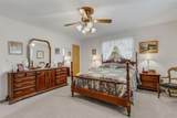 402 Aberdeen Court - Photo 17