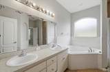 153 Oak Crossing Boulevard - Photo 18