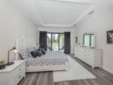 922 Venice Avenue - Photo 14