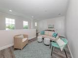 922 Venice Avenue - Photo 16