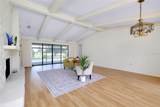 915 Doral Lane - Photo 9