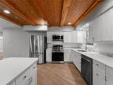 32 Bay Avenue - Photo 8