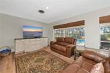950 Oxford Drive - Photo 18