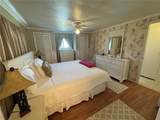 611 Iris Drive - Photo 6