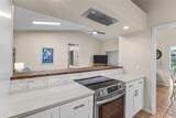 138 Southampton Place - Photo 3