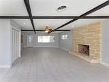 908 Villas Drive - Photo 47