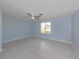 908 Villas Drive - Photo 54
