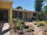 2107 Saxon Drive - Photo 4