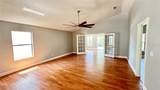 806 Pine Shores Circle - Photo 4