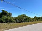 276 Baytree Drive - Photo 2