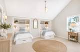 111 Esther Street - Photo 79