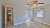 11 Swan Avenue - Photo 17