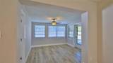 11 Swan Avenue - Photo 26
