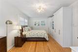 719 Warwick Place - Photo 19