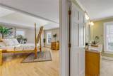 315 Due East Street - Photo 33