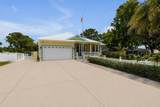 521 Peninsula Avenue - Photo 2