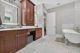 1515 Rambling Oaks Lane - Photo 19