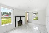 5202 Riverside Drive - Photo 32