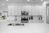 3951 Oakville Avenue - Photo 8