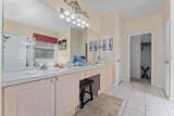 8016 King Palm Circle - Photo 30