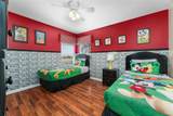 8016 King Palm Circle - Photo 43