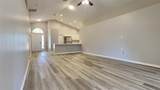 822 Spring Cavern Avenue - Photo 3
