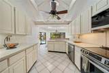 290 Mayfair Circle - Photo 6