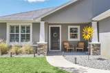 19749 Quinella Street - Photo 8