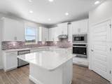 10031 Sway Street - Photo 14