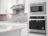 10031 Sway Street - Photo 15