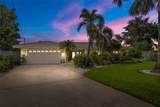 200 Colony Point Road - Photo 13
