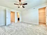 4652 Sparkling Shell Avenue - Photo 18