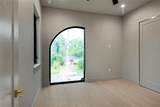 840 Comstock Avenue - Photo 33