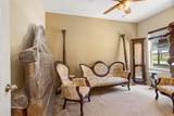 3216 Lynrock Avenue - Photo 9