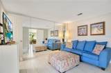 899 Jonathan Way - Photo 12