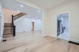 734 Mills Avenue - Photo 12