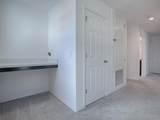 911 Avenal - Photo 24