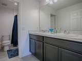911 Avenal - Photo 34