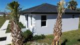 246 Rotonda Boulevard - Photo 33
