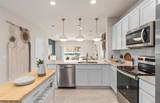 3328 Pondside Way - Photo 4
