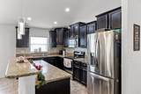 2213 Grantham Avenue - Photo 11