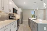 24419 Kingsway Circle - Photo 16