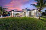 24389 Kingsway Circle - Photo 3