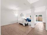942 Beresford Way - Photo 9