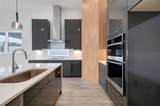3032 Kensington Avenue - Photo 17