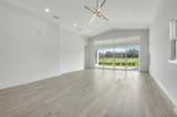 3032 Kensington Avenue - Photo 21