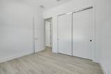 3032 Kensington Avenue - Photo 33