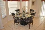 913 Henley Circle - Photo 11